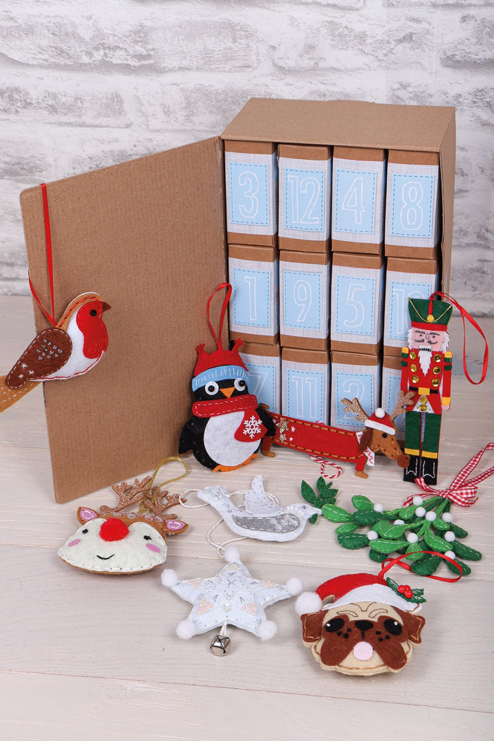 Trimits Make-Your-Own Felt Decorations: 12 Door Christmas Count Down Advent Calendar